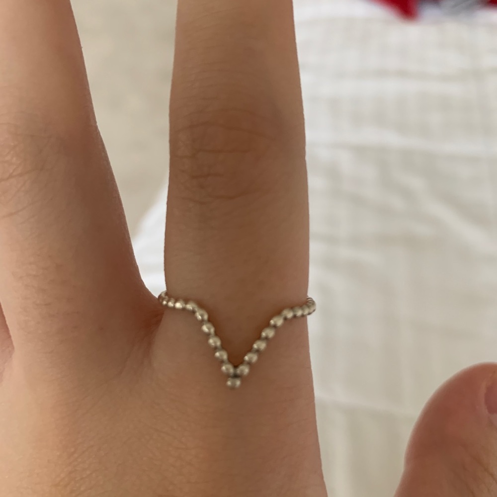silver ring - Picture 2 of 2